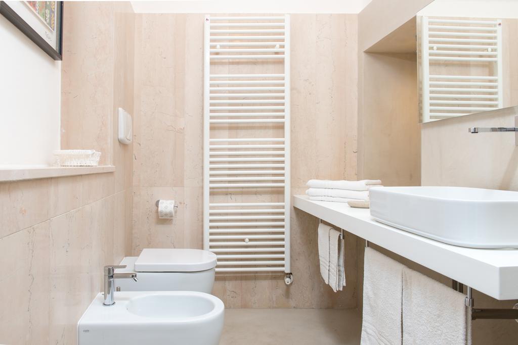 Suite Palace Castromediano Lecce Eksteriør billede