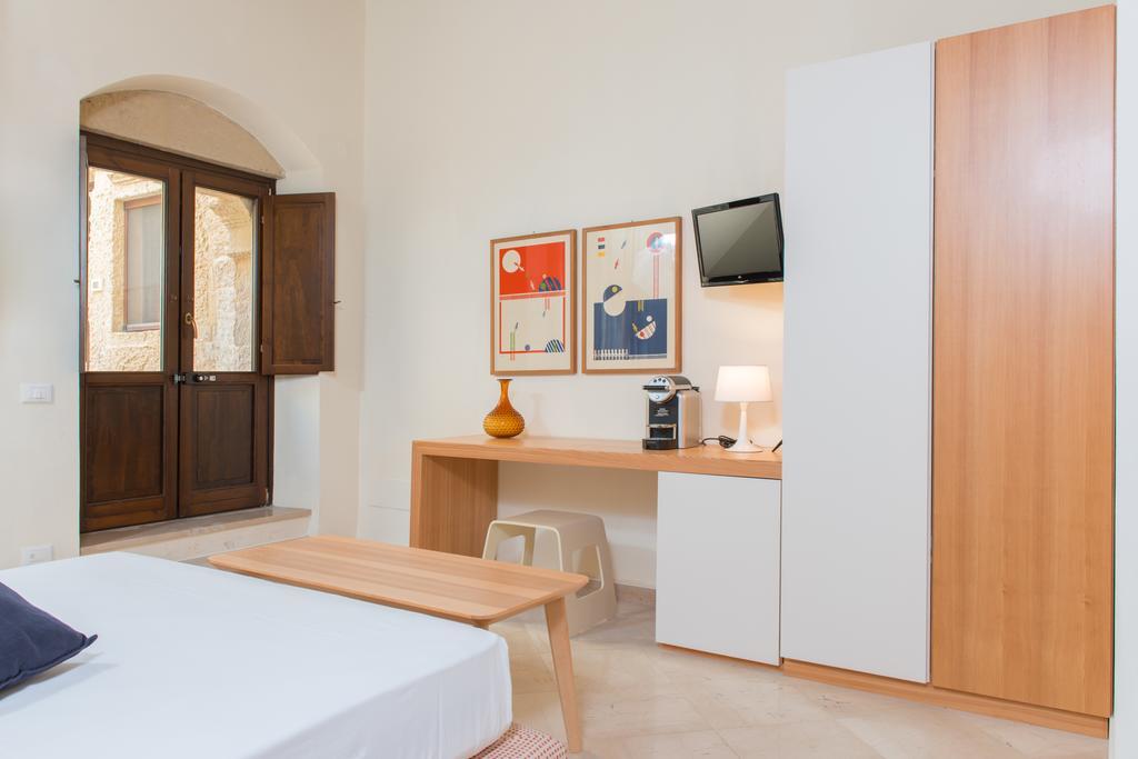 Suite Palace Castromediano Lecce Eksteriør billede