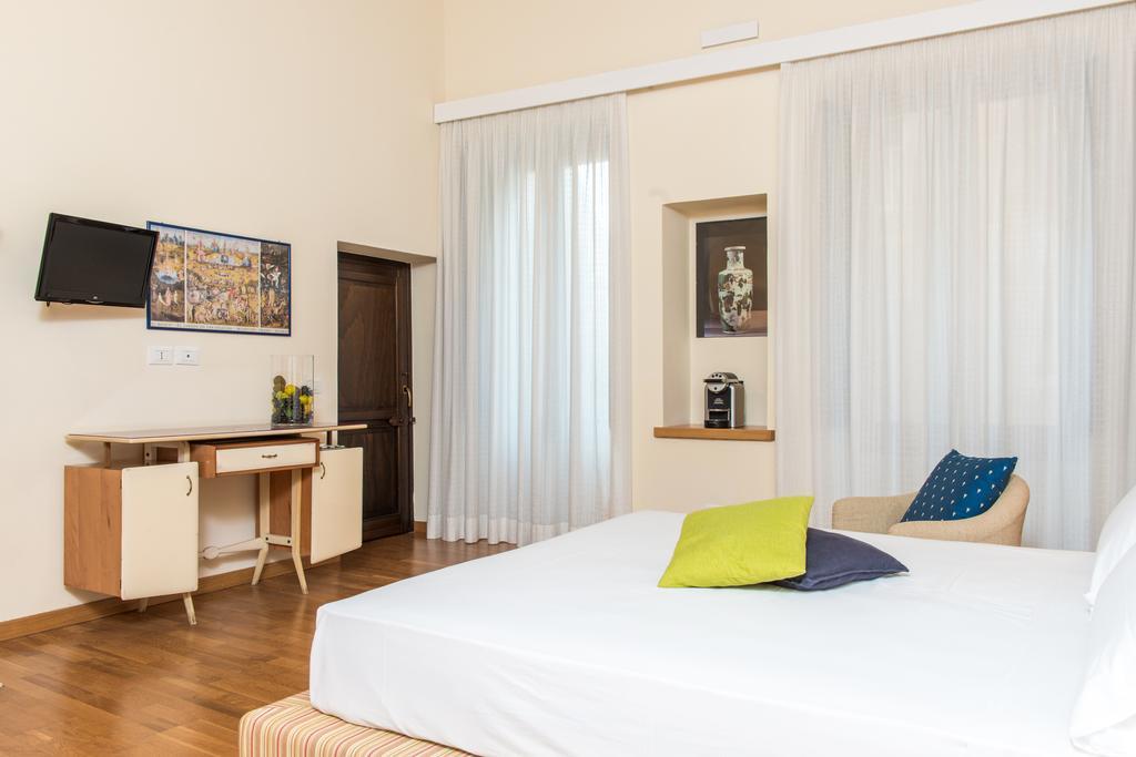 Suite Palace Castromediano Lecce Eksteriør billede
