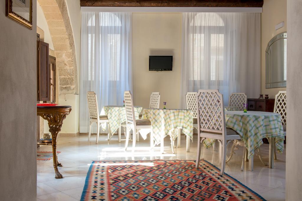 Suite Palace Castromediano Lecce Eksteriør billede